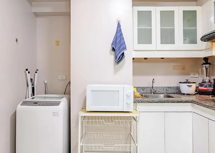 1br At Tivoli Garden, Near Rockwell Makati