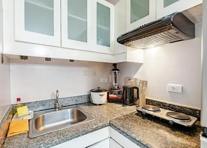 1br At Tivoli Garden, Near Rockwell Makati Manila
